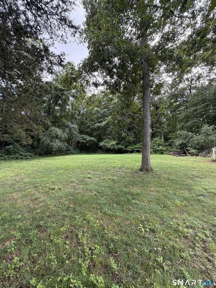 39 Gilead Rd - Photo 5 of 15