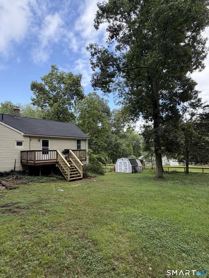 39 Gilead Rd - Photo 6 of 15