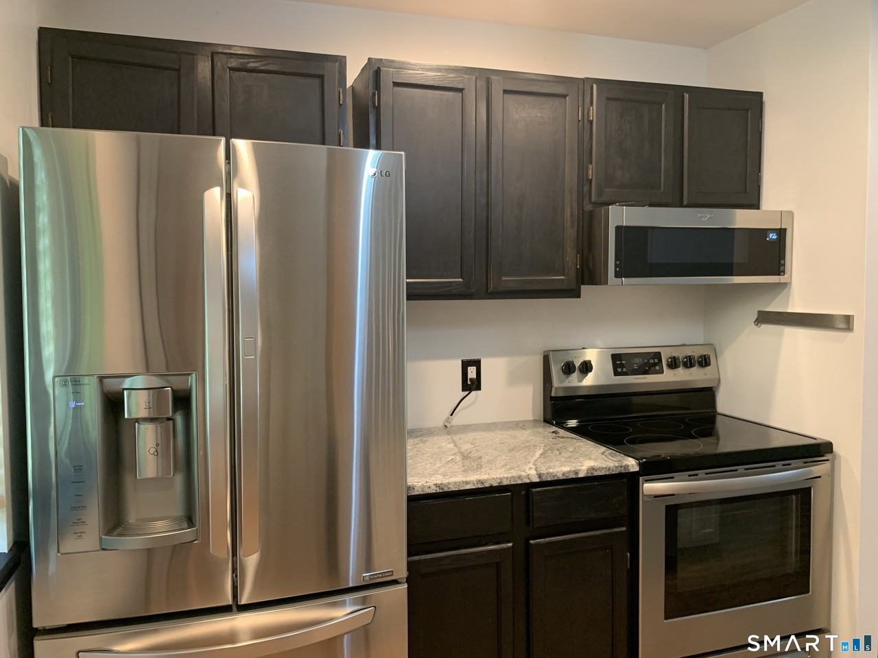 11 King Arthur Dr #5A - Photo 6 of 14