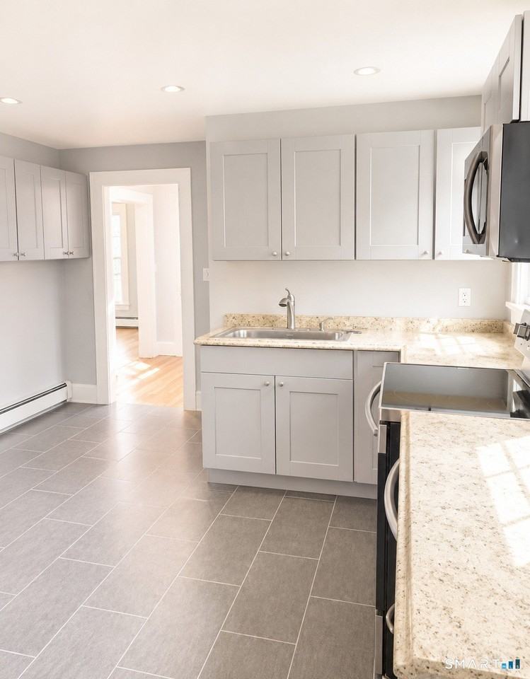 155 Beardsley Ave - Photo 4 of 14