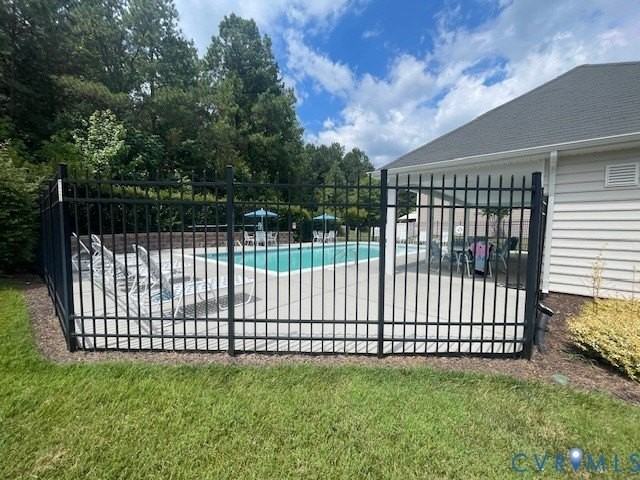 8107 Creekside Village Dr - Photo 6 of 35