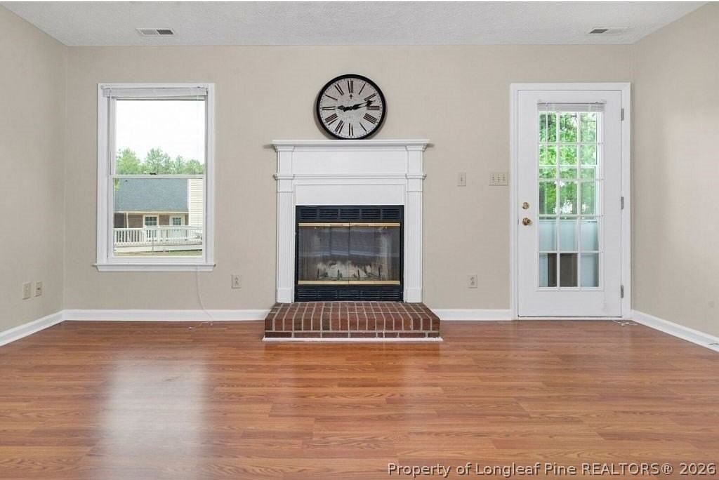 7132 Kearny Ave - Photo 7 of 27