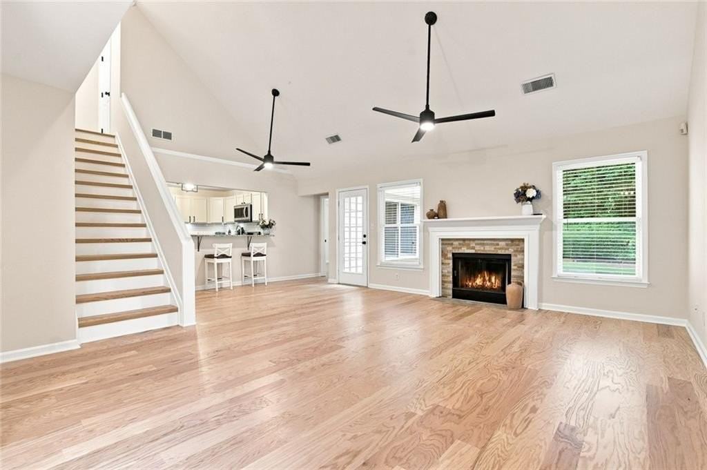 5527 Bridge Pointe Dr - Photo 4 of 50