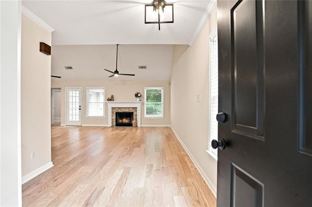 5527 Bridge Pointe Dr - Photo 6 of 50