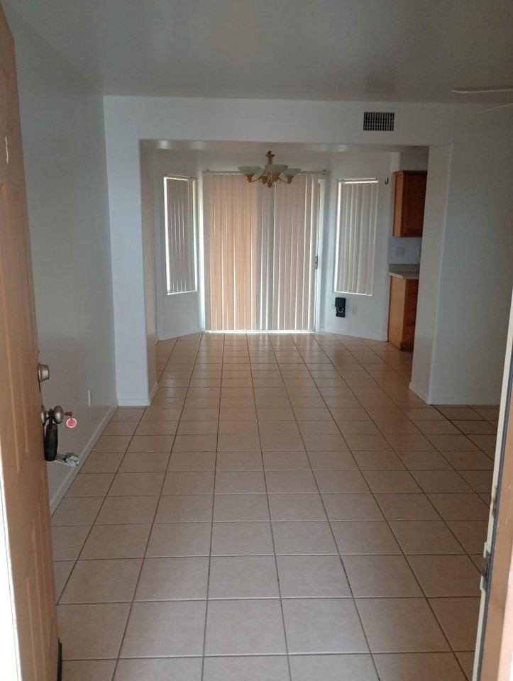 15311 S Moon Valley Rd #3 - Photo 5 of 20