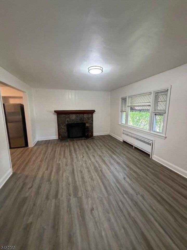 1016 Valley Rd - Photo 6 of 22