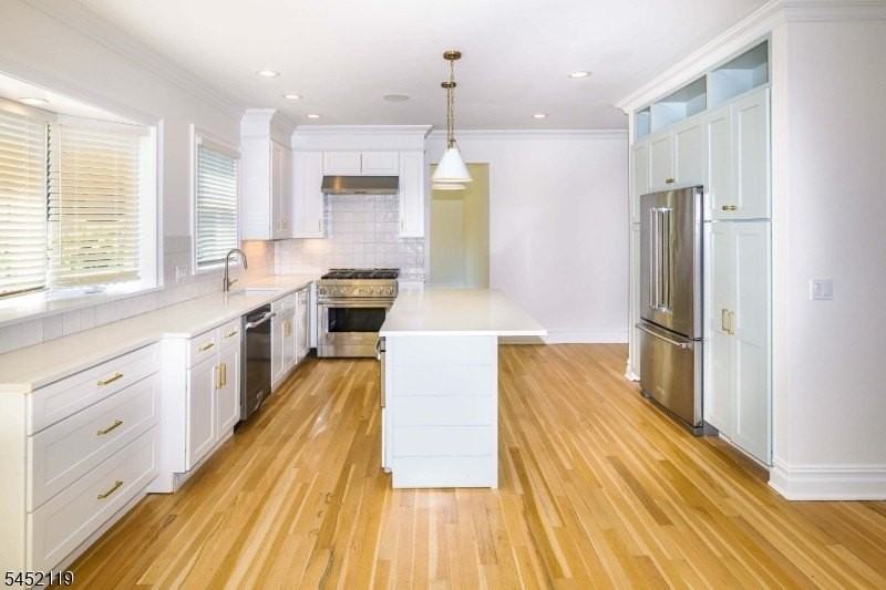 21 Anthony Dr - Photo 5 of 17