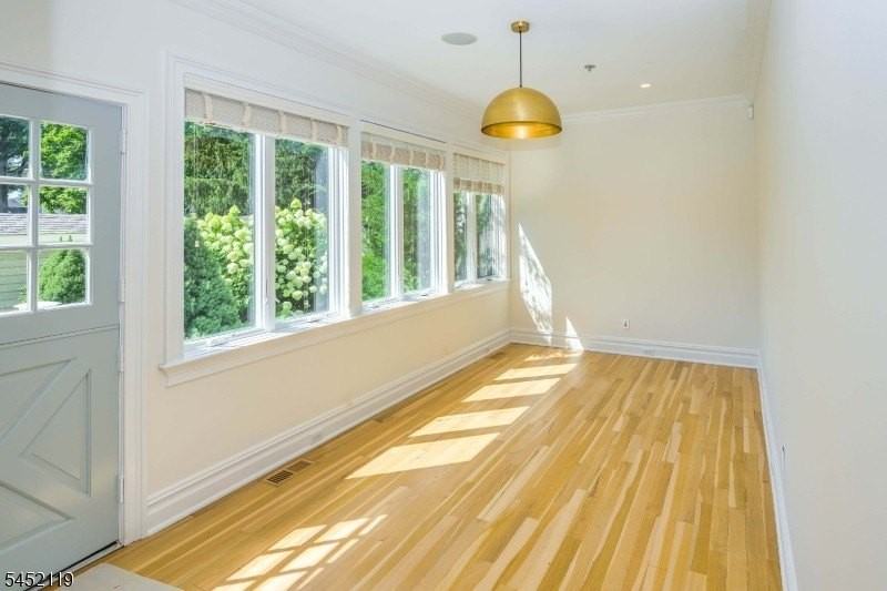 21 Anthony Dr - Photo 6 of 17