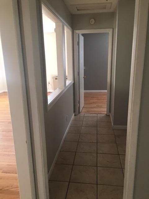 811 W Cates St - Photo 5 of 30