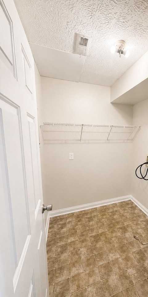 310 Pigeon Ct - Photo 6 of 9