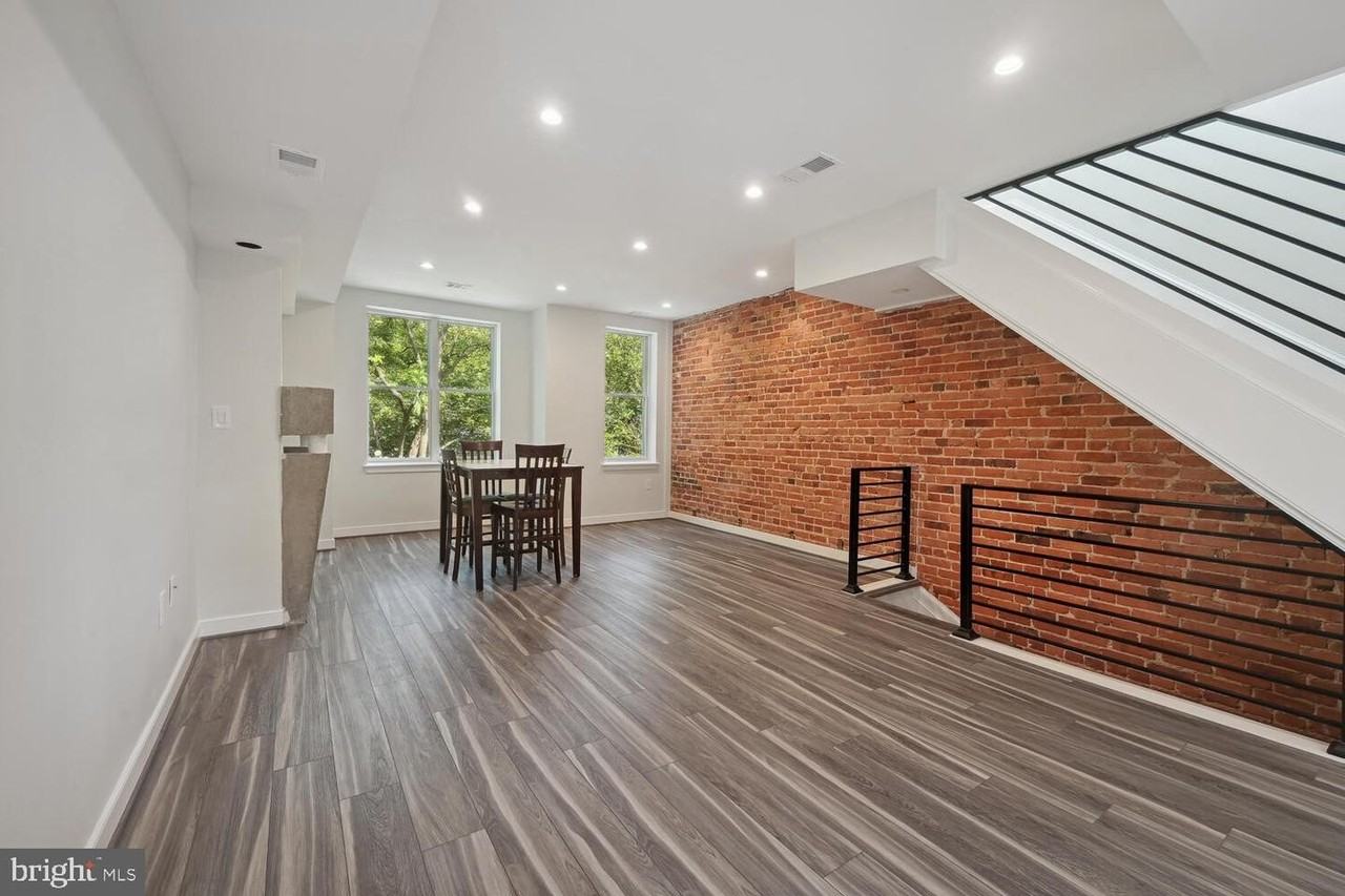 1850 Ingleside Ter Nw - Photo 3 of 20