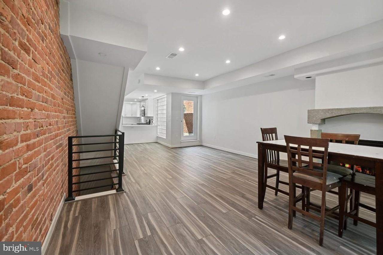 1850 Ingleside Ter Nw - Photo 4 of 20