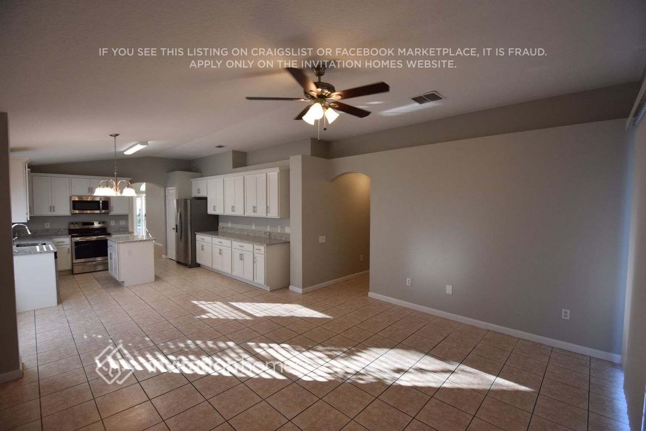 1175 Snug Harbor Dr - Photo 4 of 12