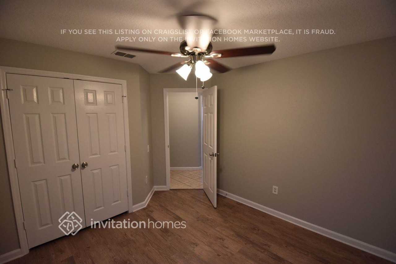 1175 Snug Harbor Dr - Photo 7 of 12
