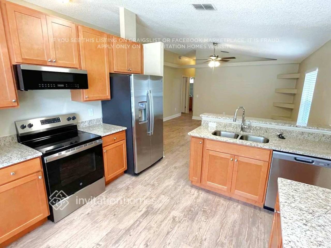 924 N Grant St - Photo 5 of 12