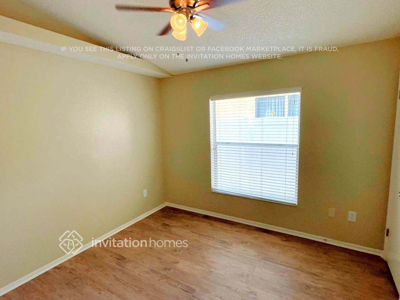 924 N Grant St - Photo 7 of 12