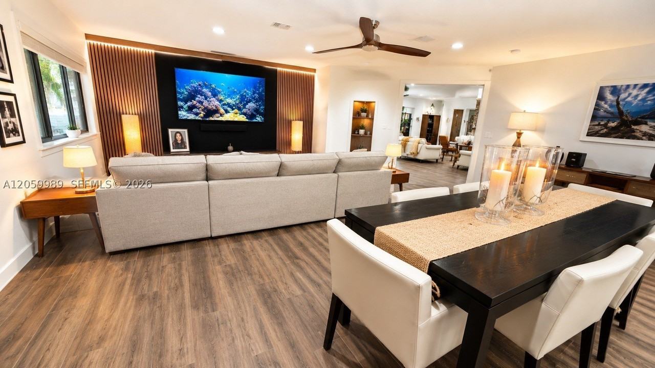 10244 Vestal Ct #10244 - Photo 4 of 11
