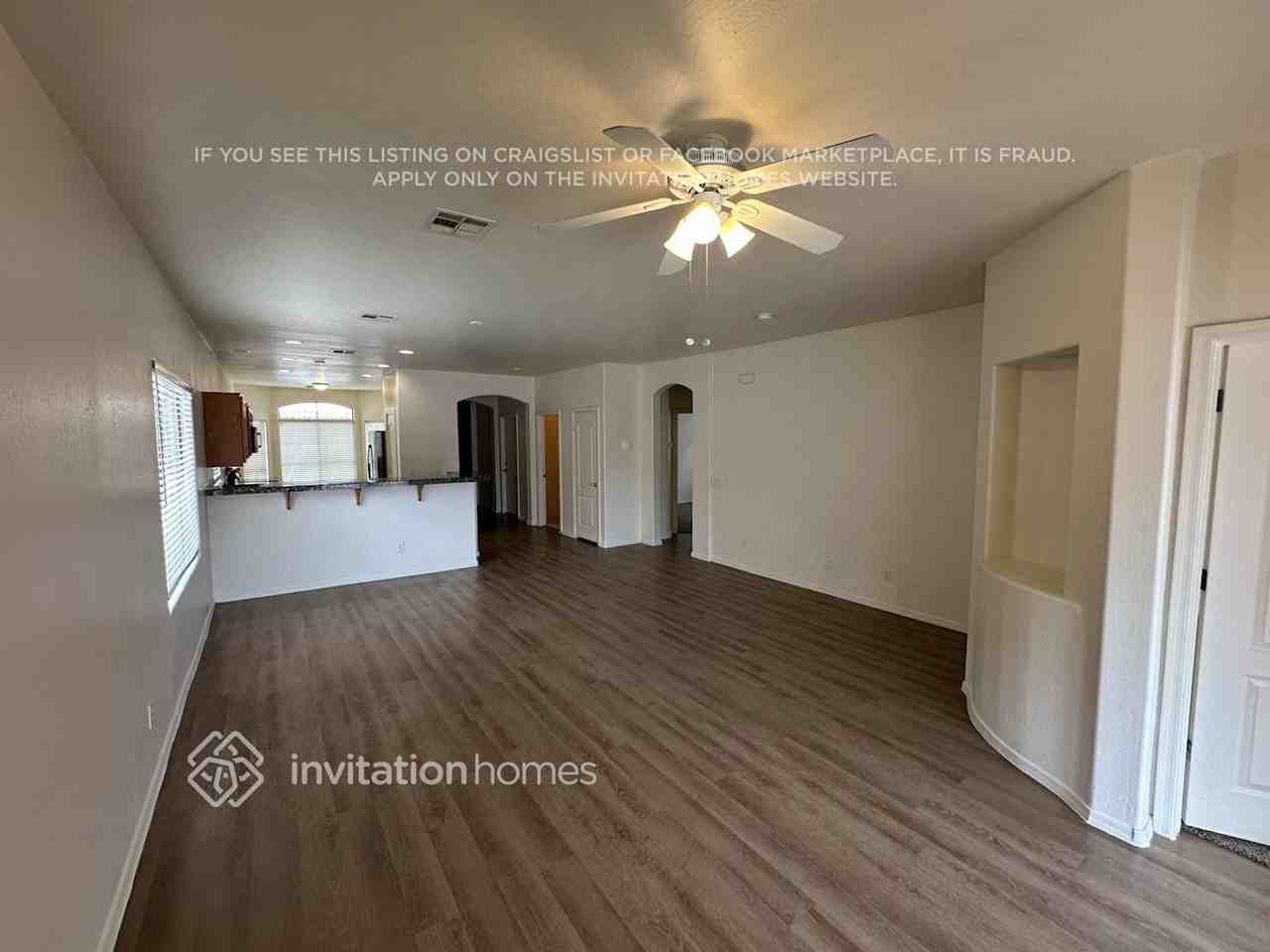 2213 W Carolina Dr - Photo 4 of 22