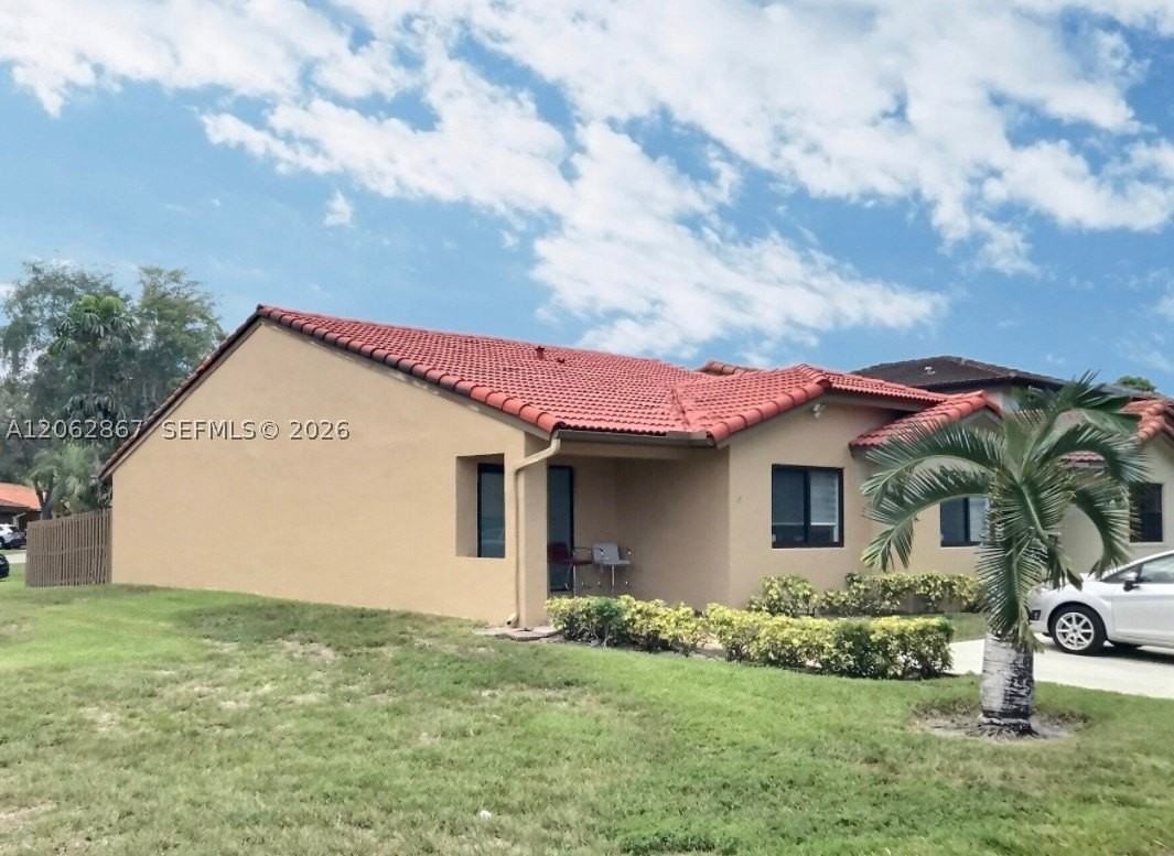 6651 Nw 173rd Ln #6651 - Photo 2 of 19
