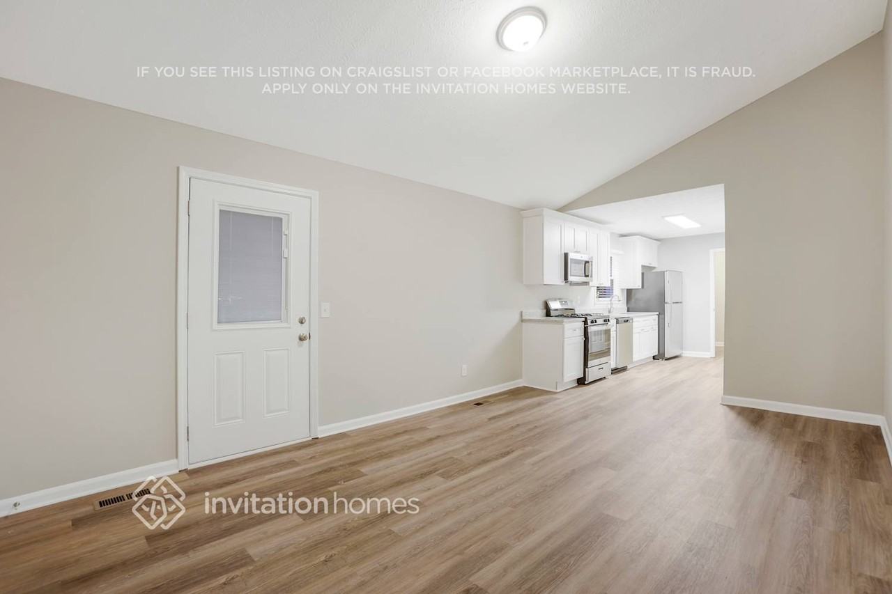 3997 Reid Rd - Photo 6 of 28