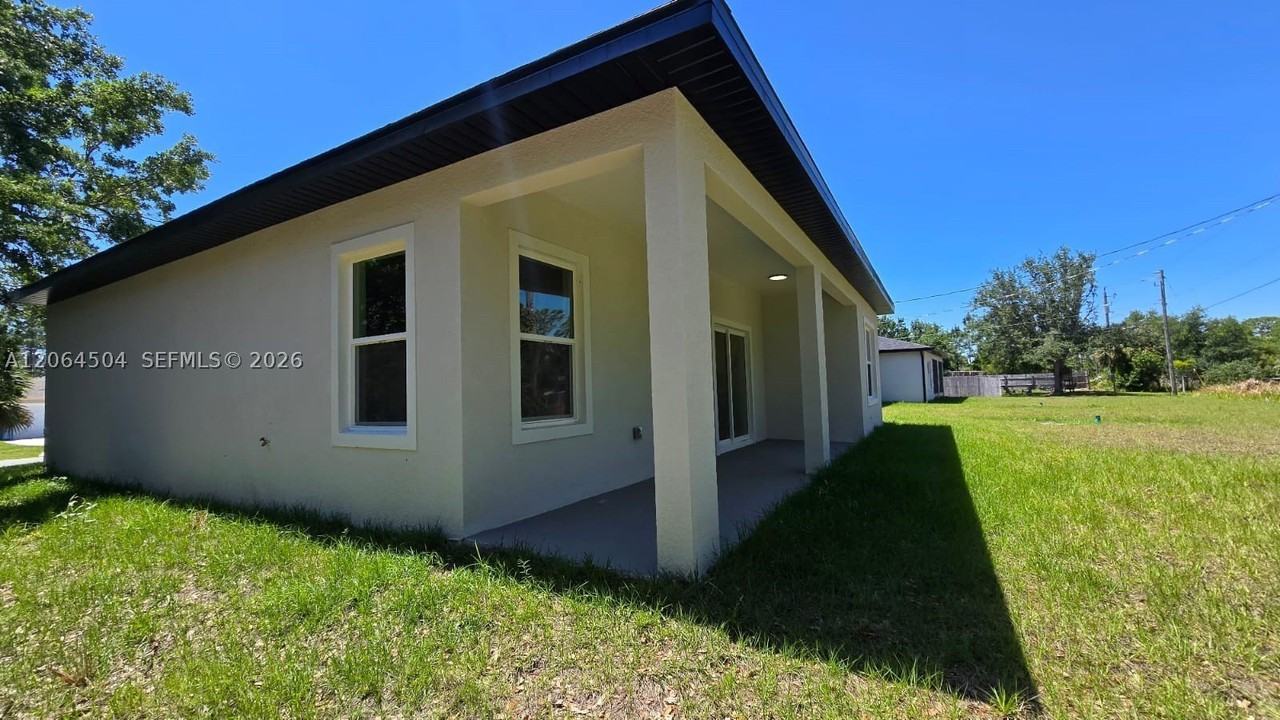 791 Reading St Se - Photo 5 of 11