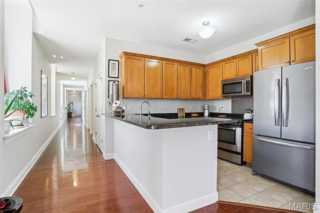 1515 Lafayette Ave #114 - Photo 5 of 25