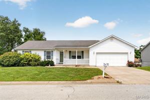featured image of 819 Tiffany Ct