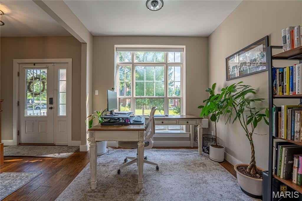 6507 Nashville Ave - Photo 6 of 46