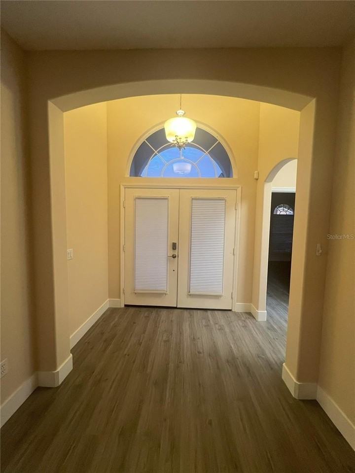 1066 Whitegate Ct - Photo 3 of 31