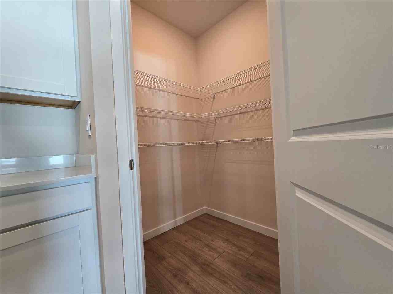9489 Turtle Grass Cir - Photo 6 of 18