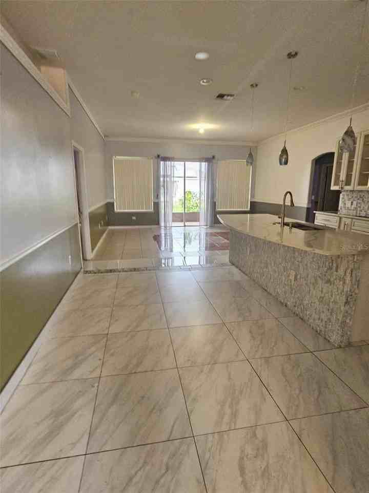 807 Massy Ct - Photo 7 of 13