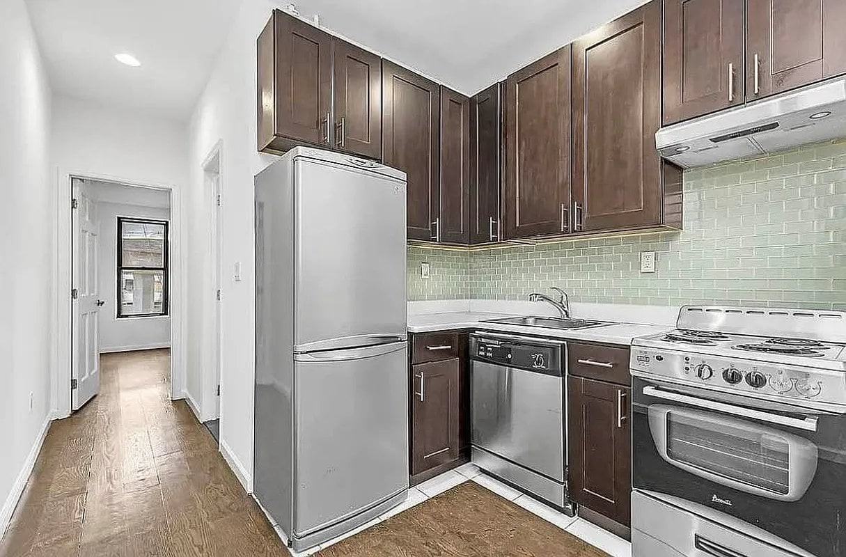 32 Garnet St #4LL - Photo 4 of 5