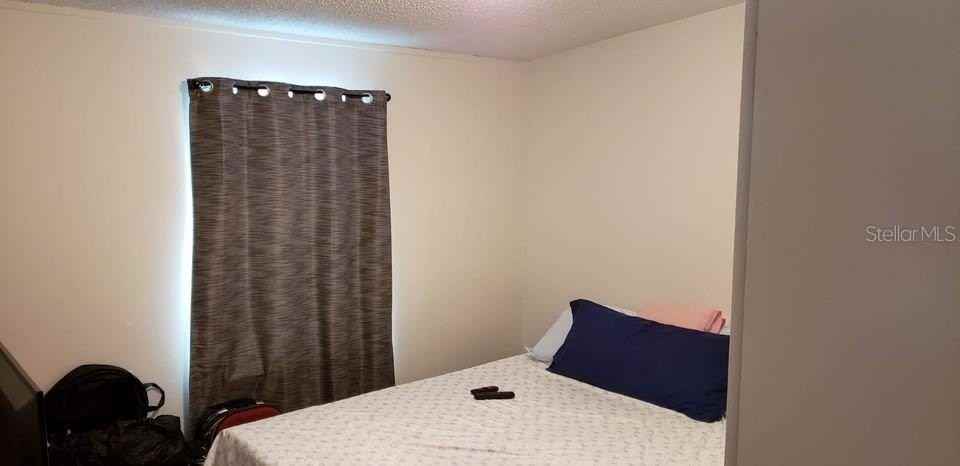 1089 Greenskeep Dr - Photo 4 of 8