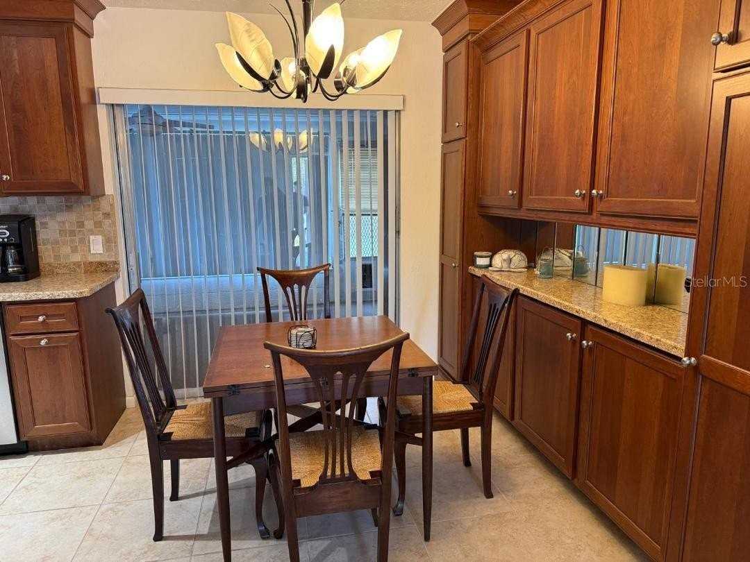 6015 Carlton Ave - Photo 4 of 12