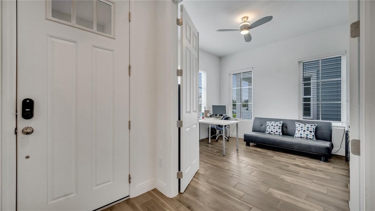 2069 Celebration Blvd - Photo 6 of 50