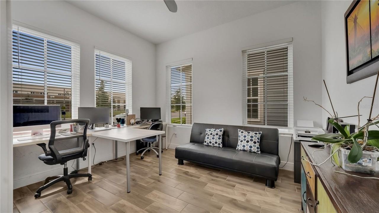 2069 Celebration Blvd - Photo 7 of 50