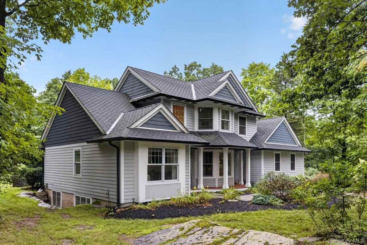 11 Sky View Ct - Photo 2 of 50