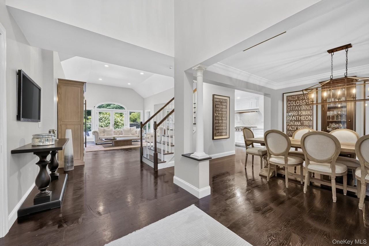 11 Sky View Ct - Photo 5 of 50