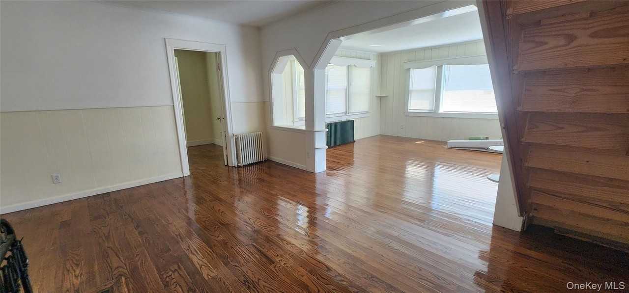 9 Babylon Rd - Photo 5 of 16