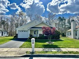 featured image of 21 Dogwood Dr