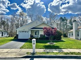 21 Dogwood Dr - Photo 1 of 1