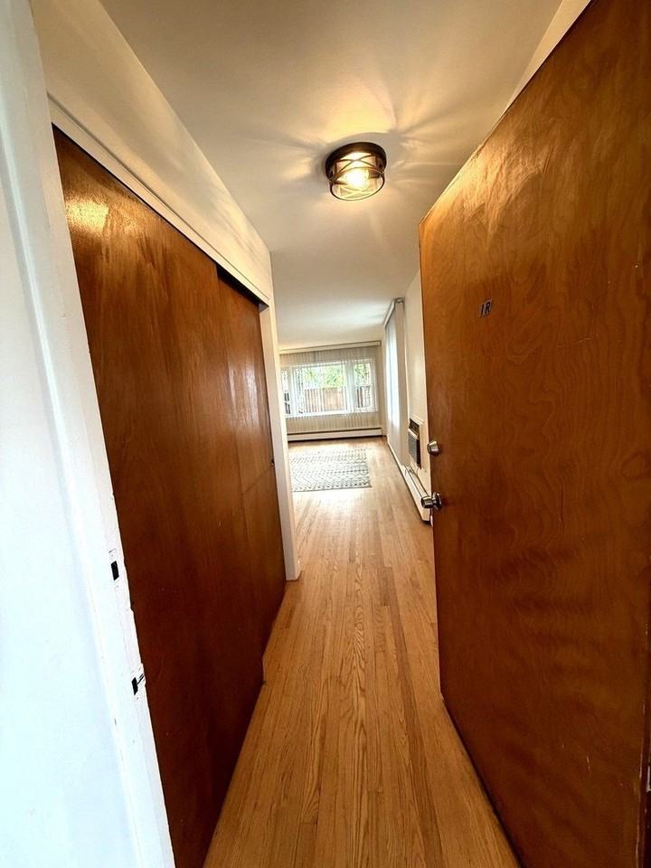 1995 Howard Ave #1R - Photo 2 of 21