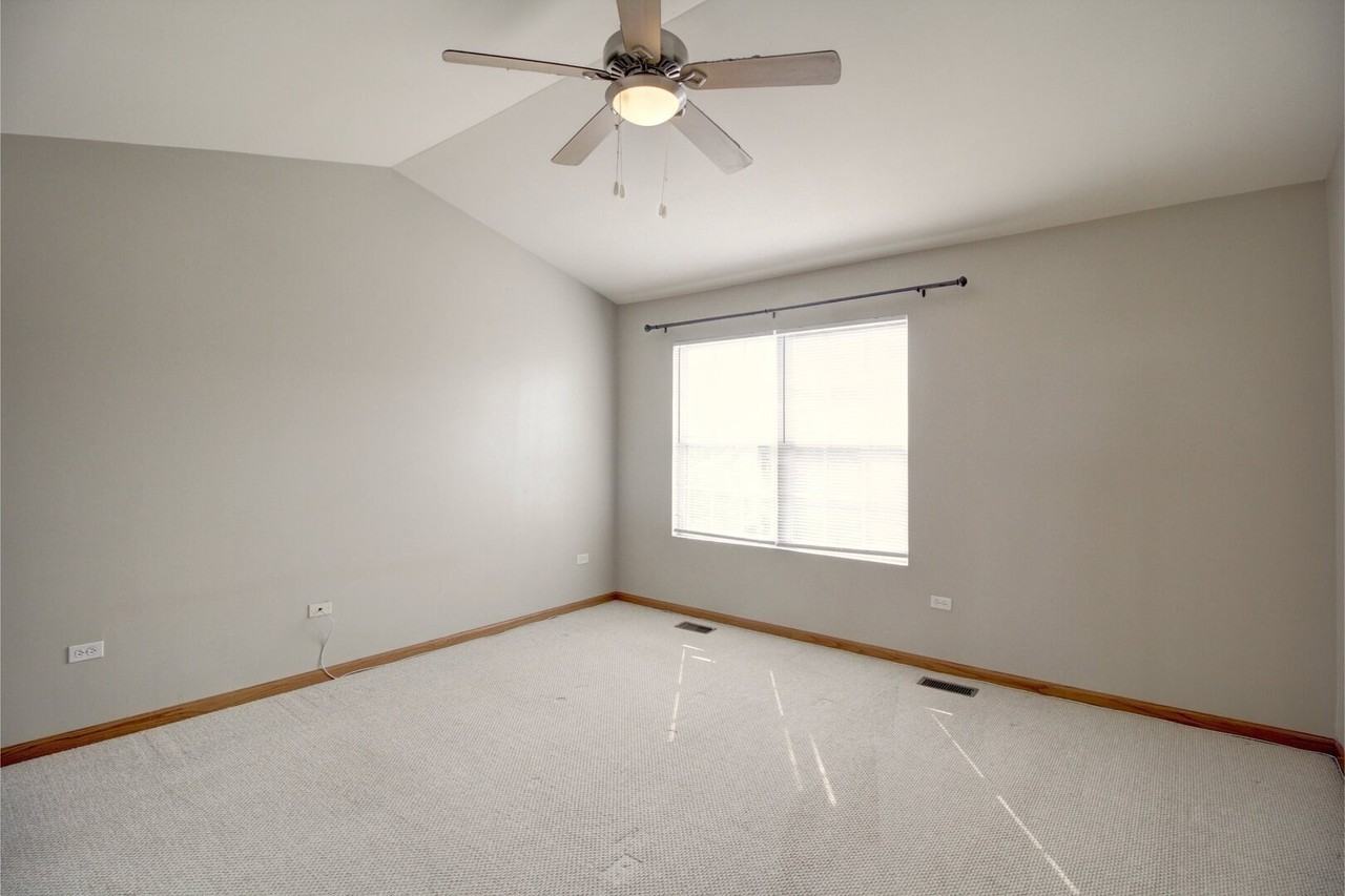 238 S Alder Creek Dr - Photo 6 of 14