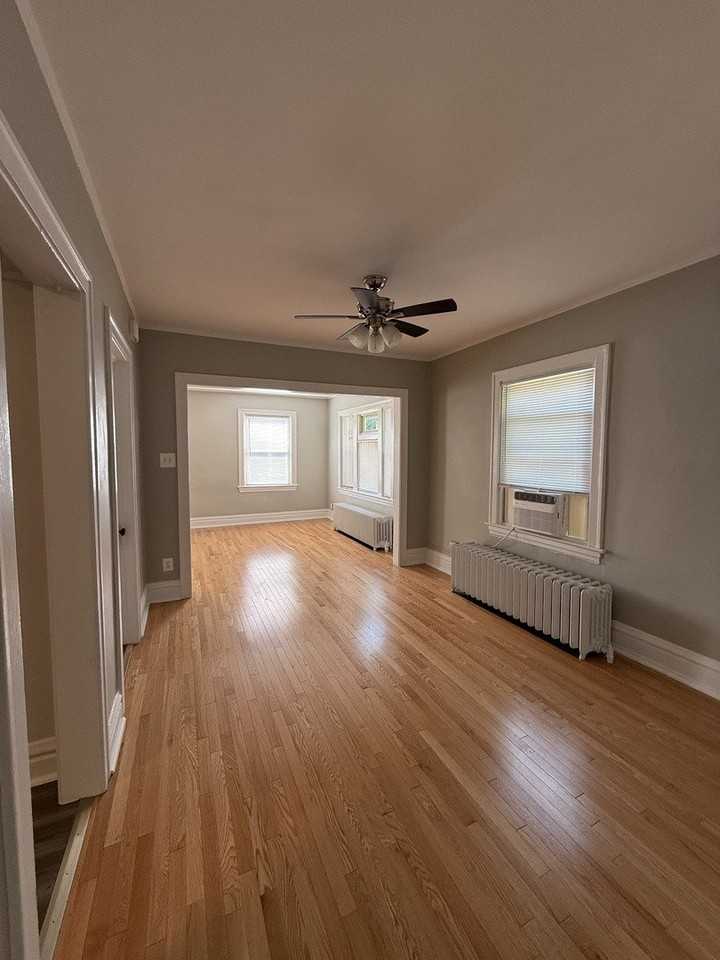 132 Circle Ave #2F - Photo 4 of 15