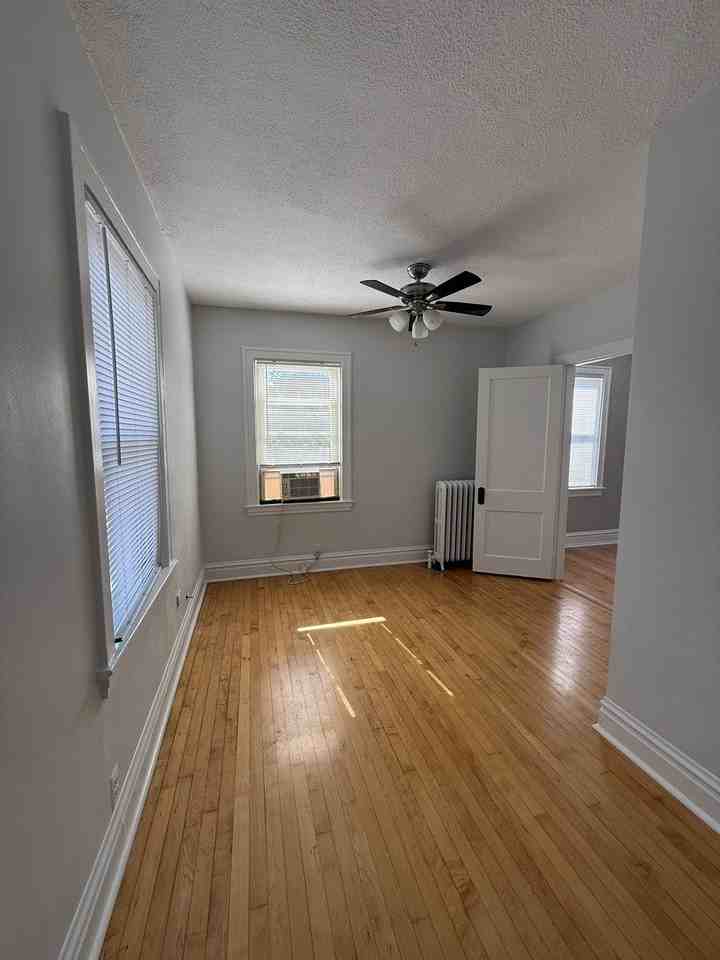 132 Circle Ave #2F - Photo 7 of 15