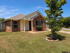 455 Redbud Cir - Photo 1 of 1