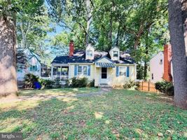 featured image of 907 Heron Dr