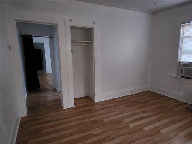 533 Avenue A - Photo 2 of 7