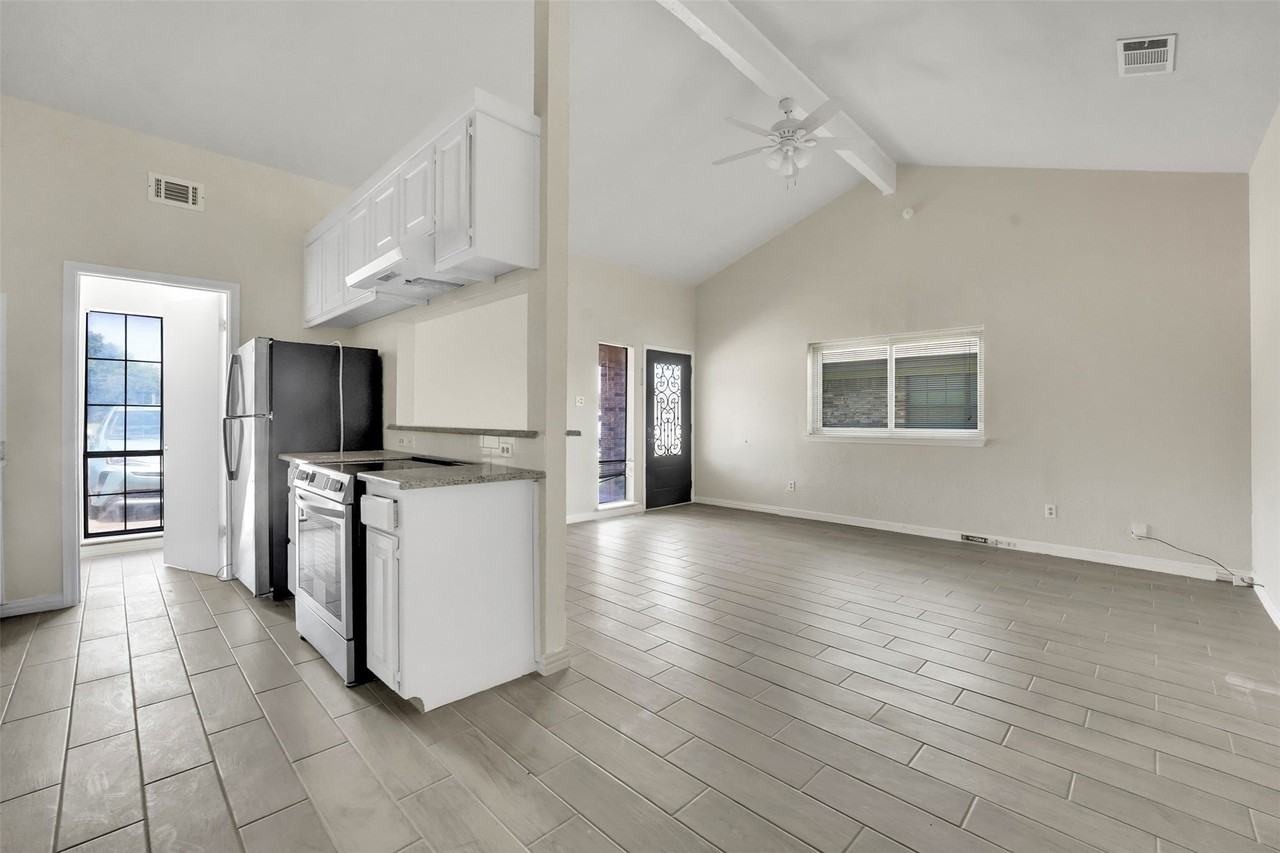 405 S Las Vegas Trl - Photo 6 of 22
