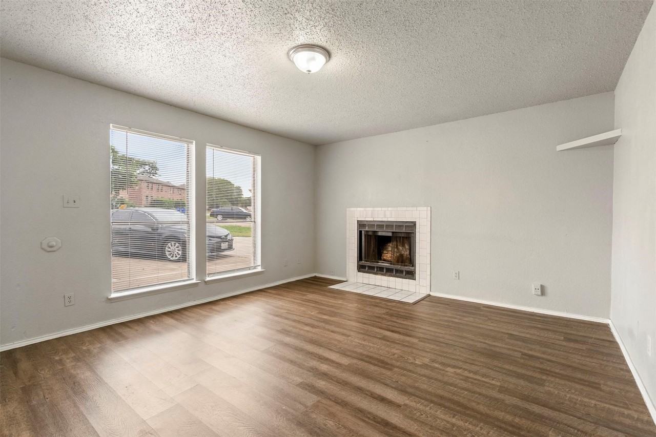 143 Allencrest Dr #A - Photo 4 of 14